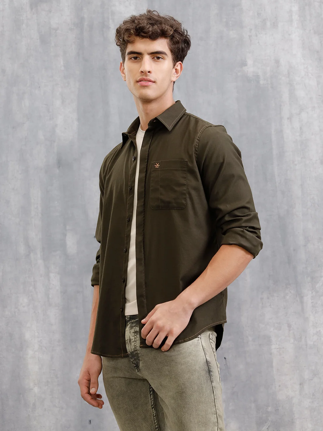 100% Cotton Enzyme Washed Regular Fit Shirt Wiht Contrast Stitch Line I Olive - Image 5