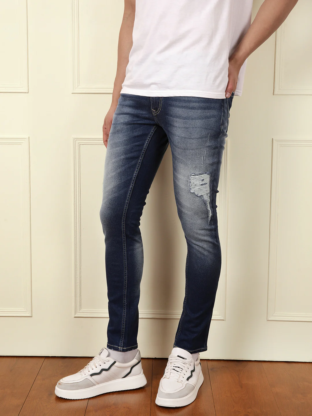 Acid Washed Tapered Fit Jeans - Image 4