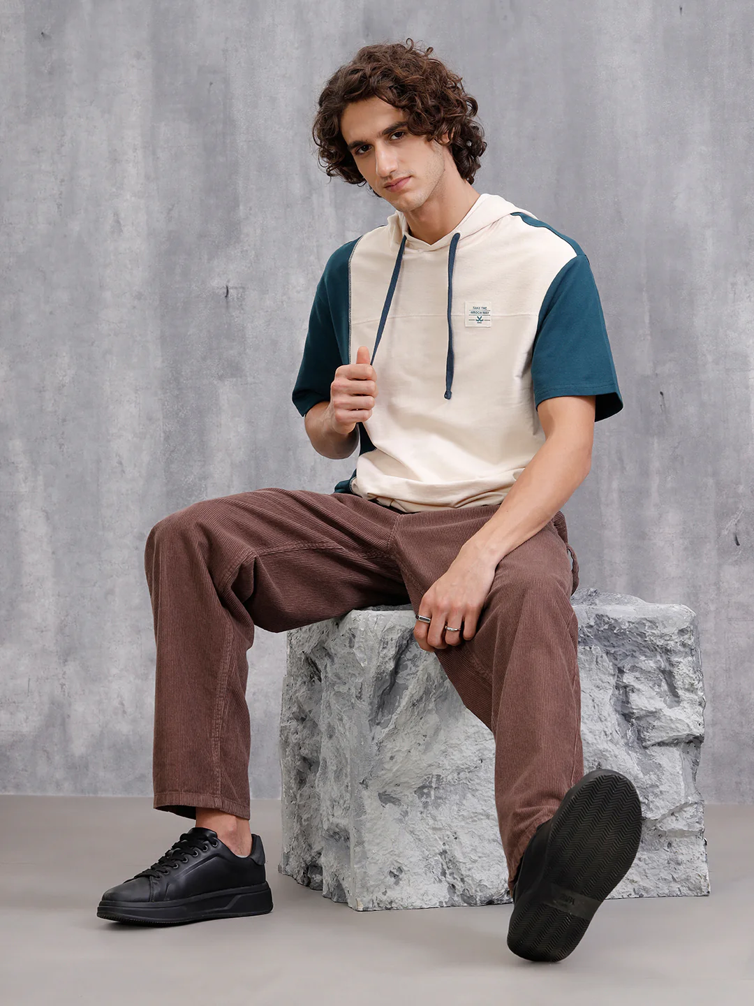 Asymmetrical Colorblocked Textured Hoodie With Printed Canvas Patch | Teal - Image 2