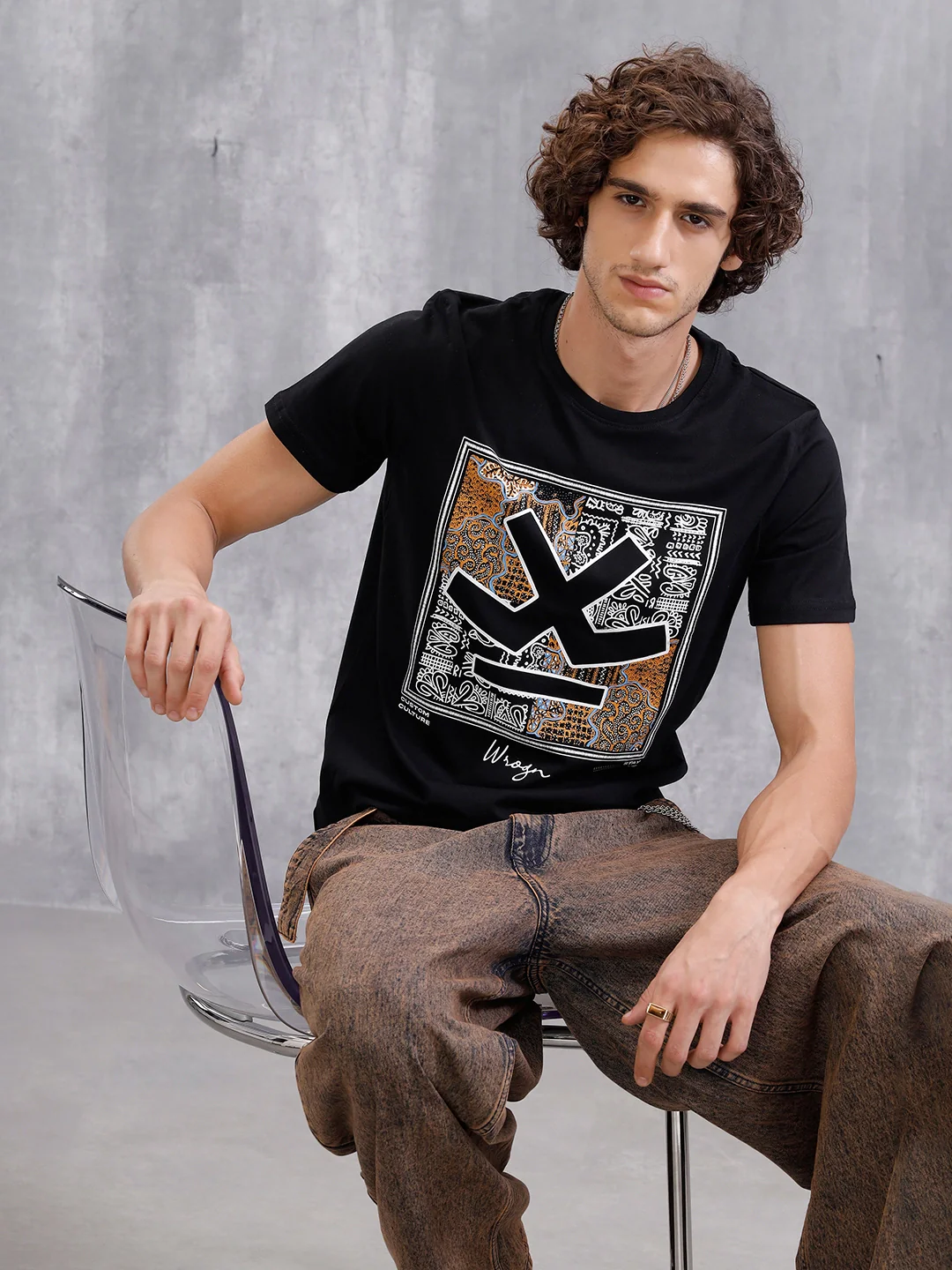 Bandana Logo Printed Slim Fit T-Shirt | Black - Image 2