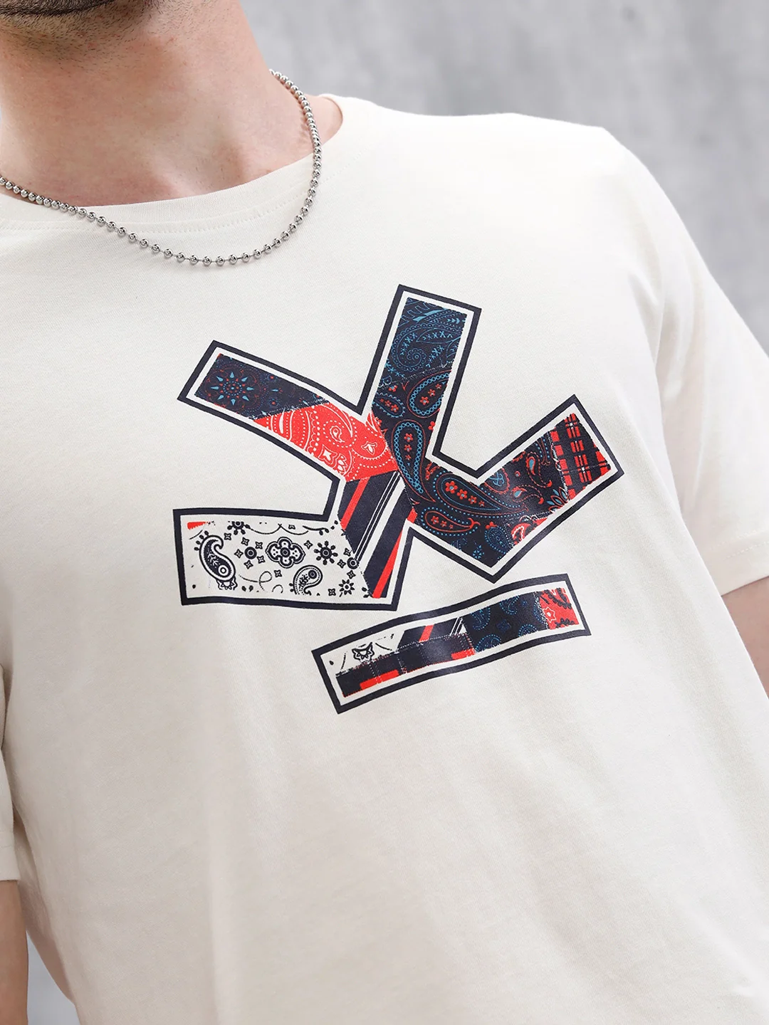 Bandana Logo Printed Slim Fit T-Shirt | White - Image 5