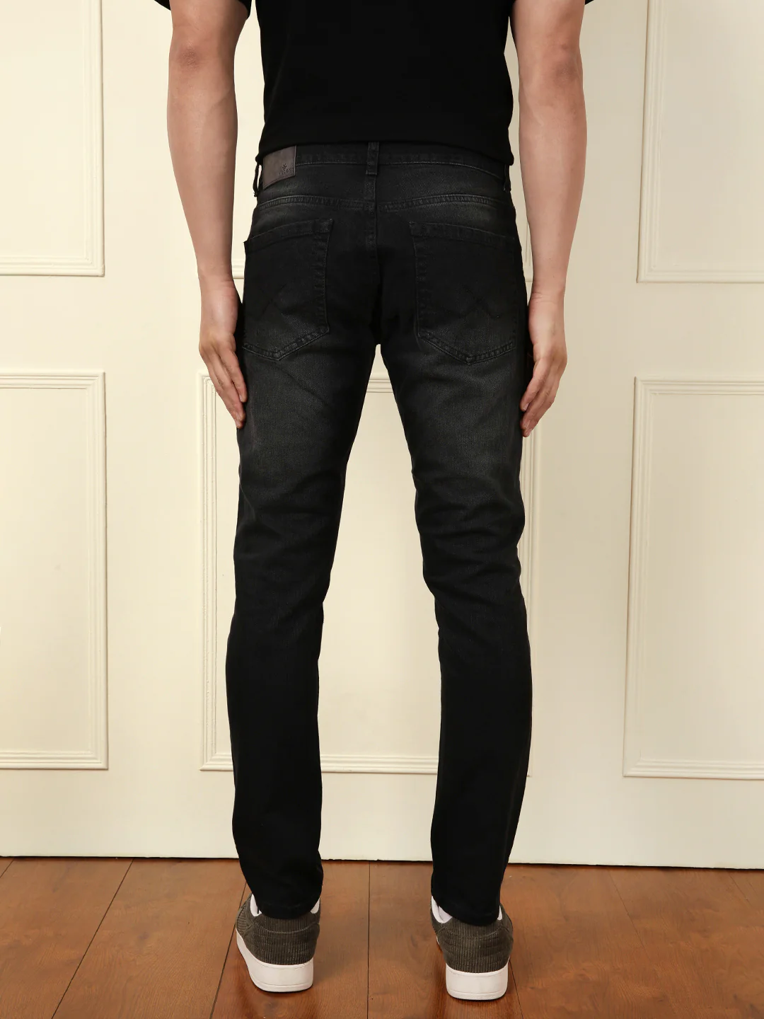 Casual Heavy Fade Slim Fit Jeans | Black - Image 3