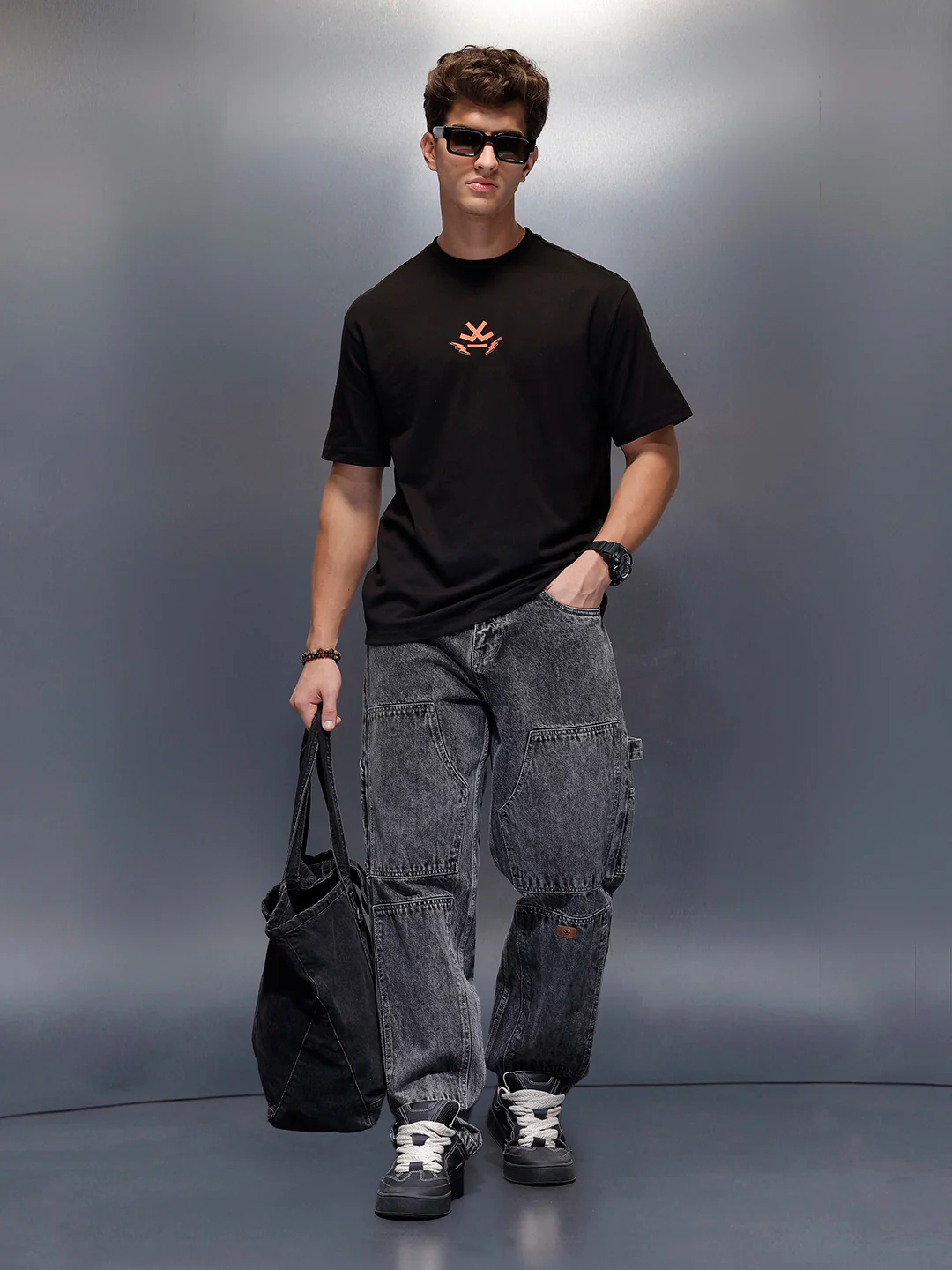 Casual Back Printed Oversized T-Shirt  | Black - Image 2