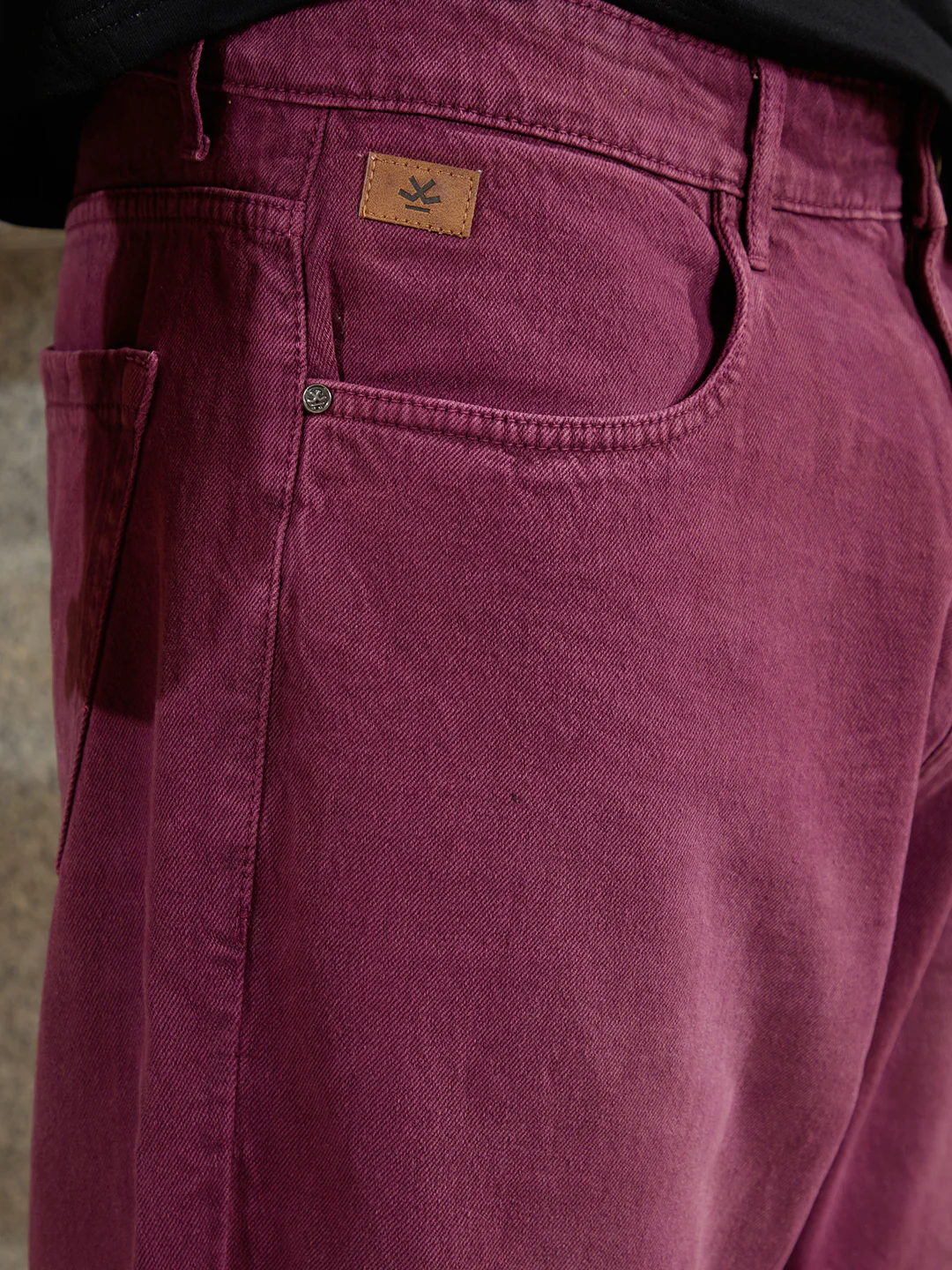 Casual Loose Fit Jeans | Maroon - Image 5