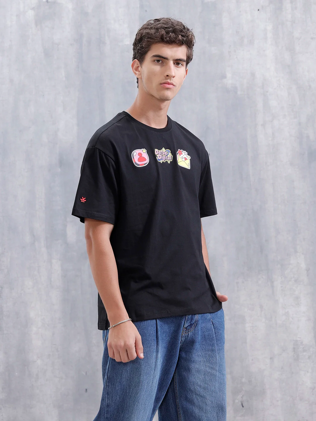 Casual Men Oversized Fit Tee With Graphic | Black - Image 4