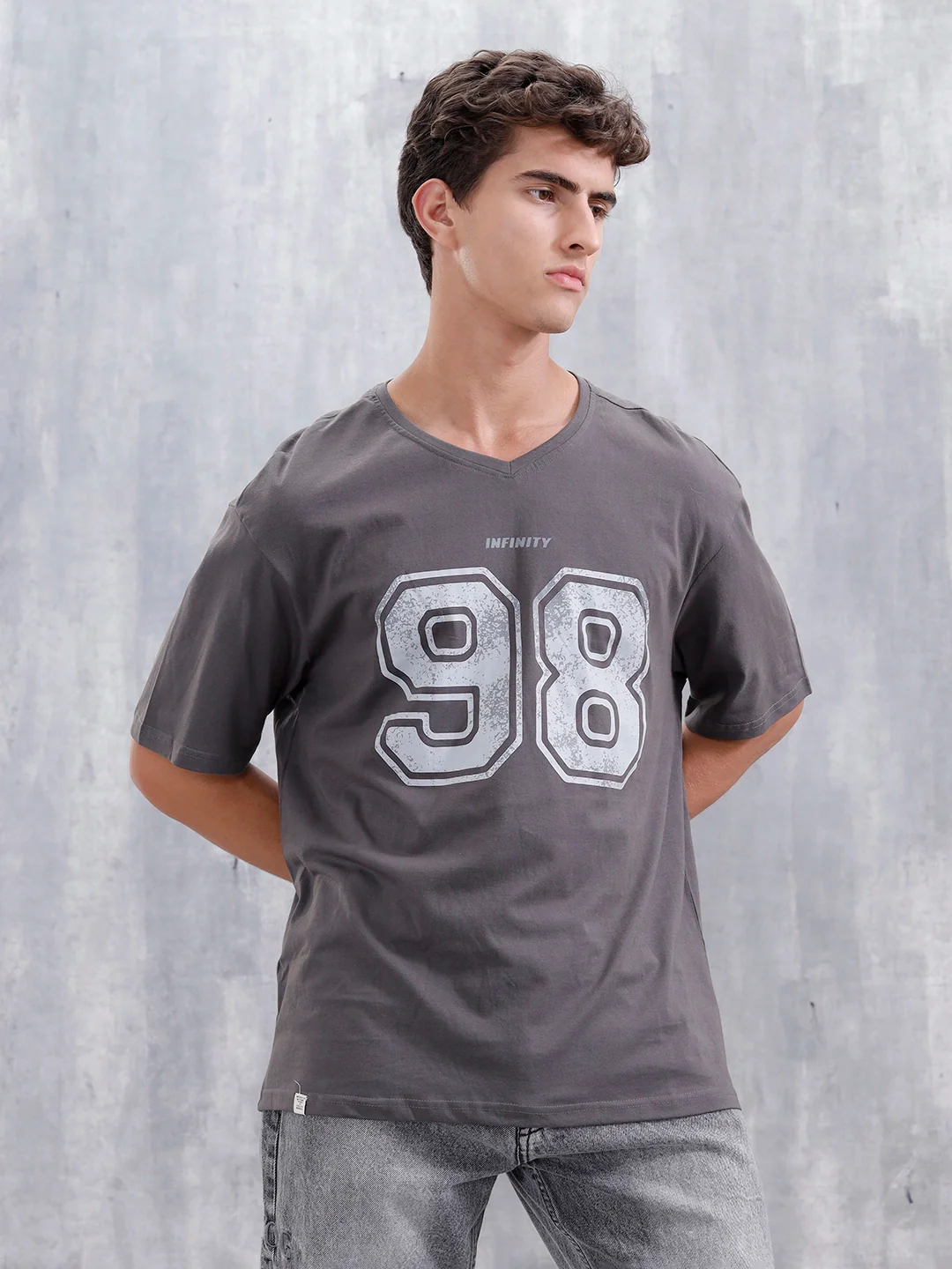 Casual Men Sporty Look Oversized Fit Tee With Print | Grey - Image 4