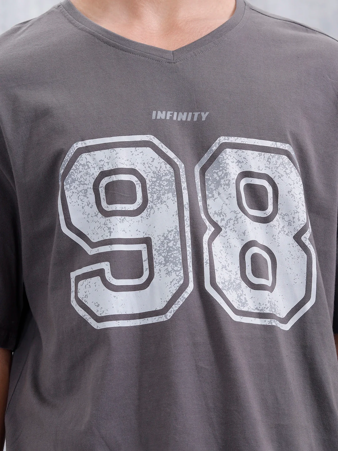 Casual Men Sporty Look Oversized Fit Tee With Print | Grey - Image 5