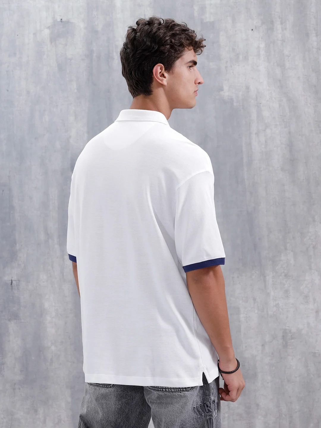 Casual Men Sporty Look Oversized Fit Tee With Print | White - Image 3