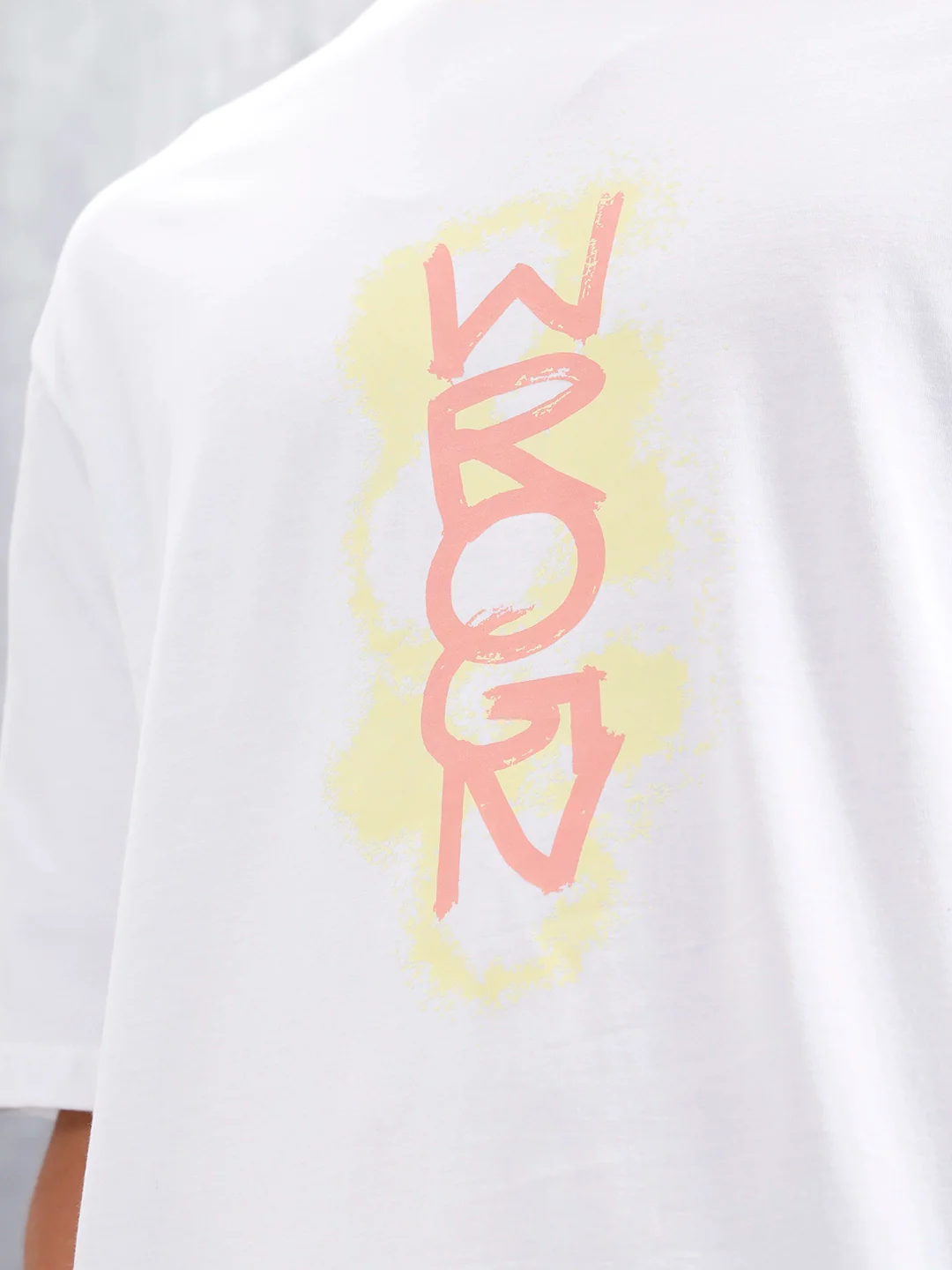 Casual Men Tee With Graphic | White - Image 5