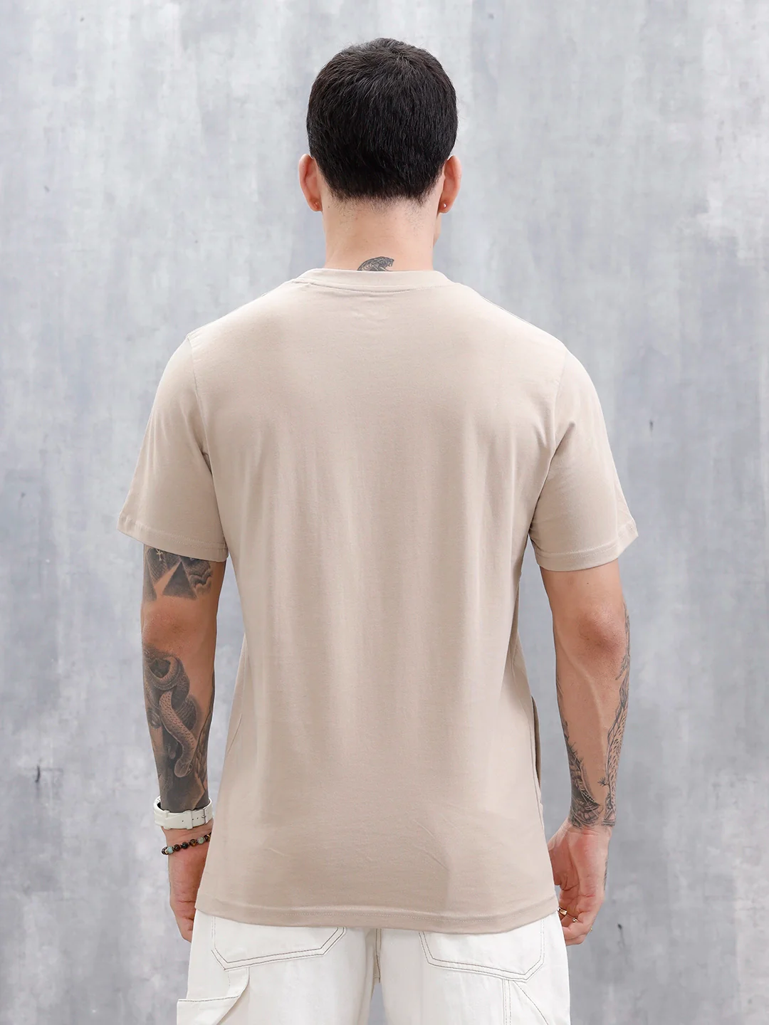 Casual Men's Tshirt With Cut&Sew Detail  | Khaki - Image 3