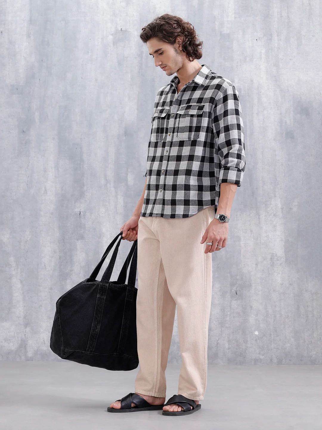 Checkered Pattern Double Pocket Comfort Fit Shirt | Black - Image 2