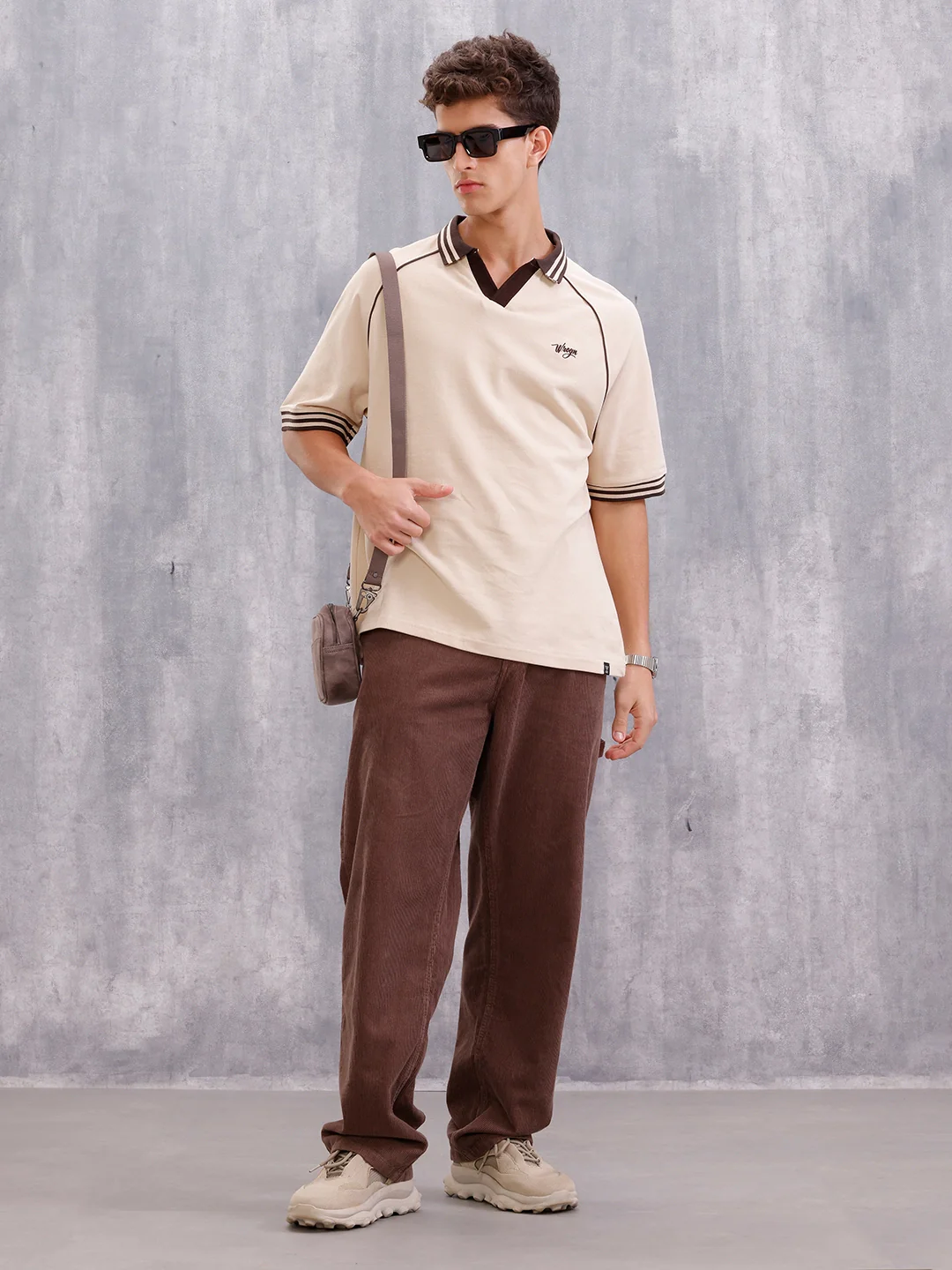 Club-Inspired Retro Johnny Collar T-Shirt | Beige - Image 2