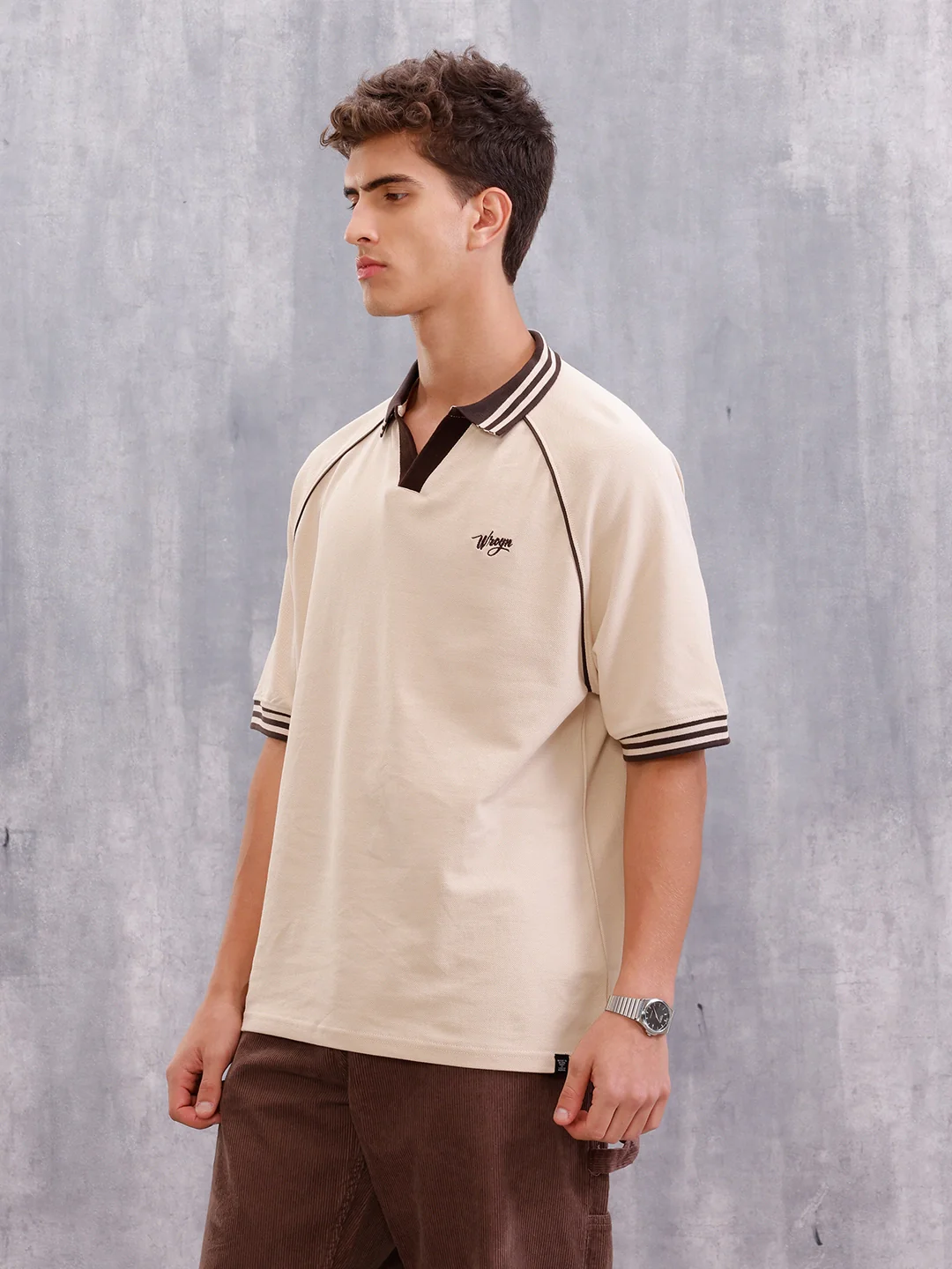 Club-Inspired Retro Johnny Collar T-Shirt | Beige - Image 4