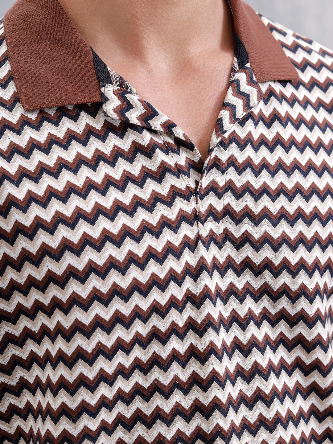 Comfort Fit Geometric Jacquard Polo | Brown - Image 5