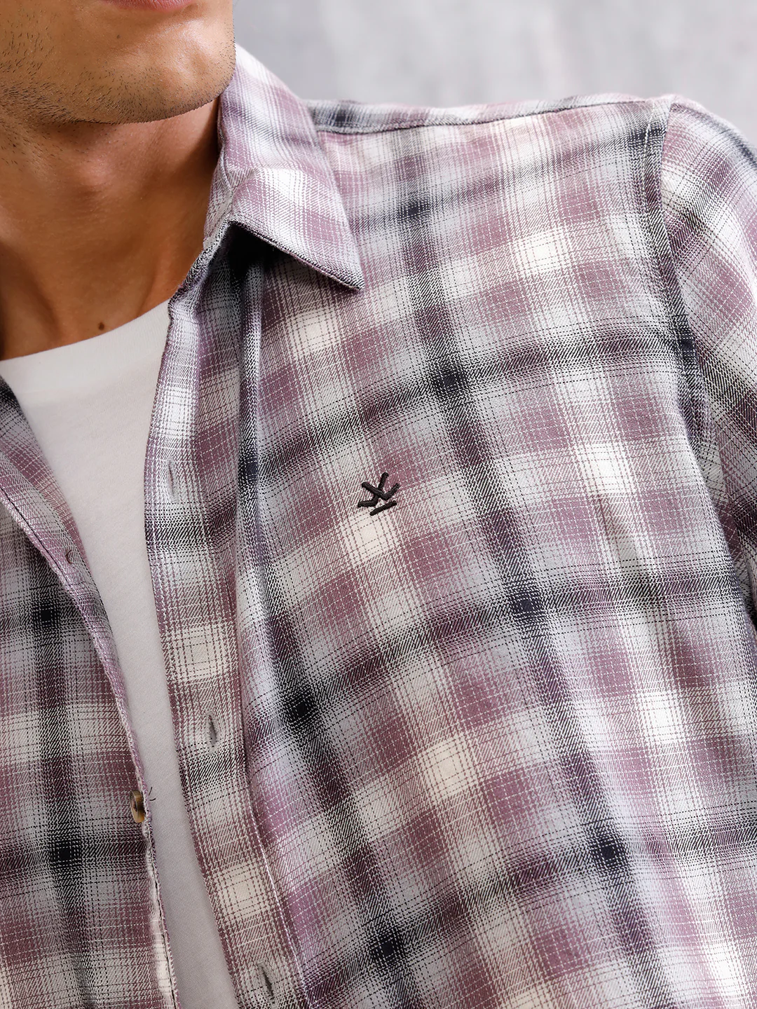 Cotton Twill Shadow Check Shirt In Slim Fit | Grey - Image 4