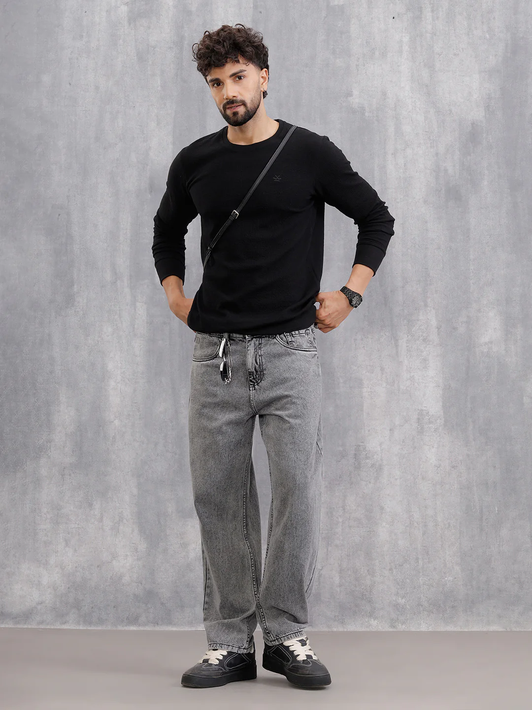 Crinkled Solid Textured Knit Long Sleeve Crew Neck T-Shirt | Black - Image 2