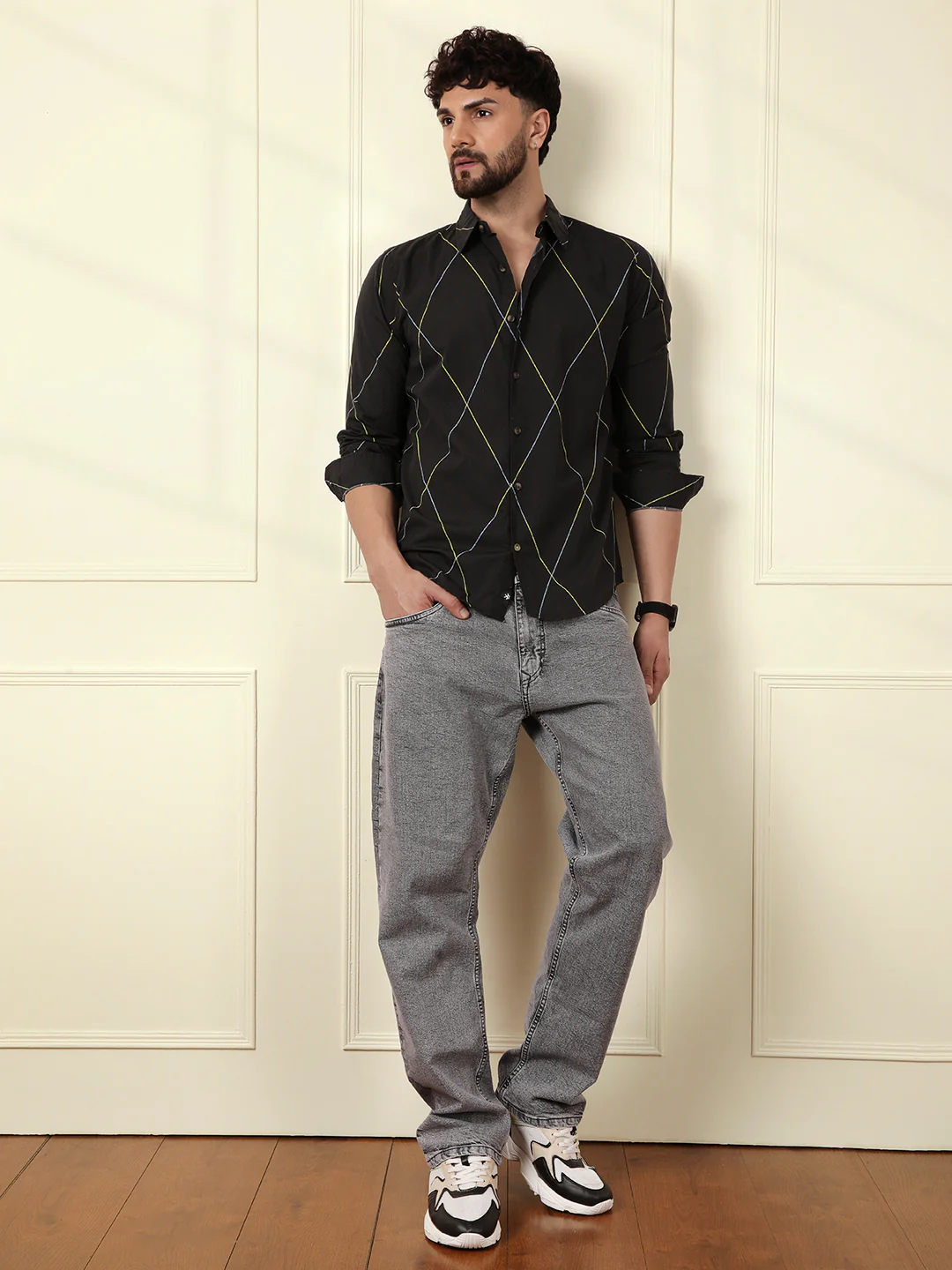 Diagonal Lines Black Shirt - Image 2