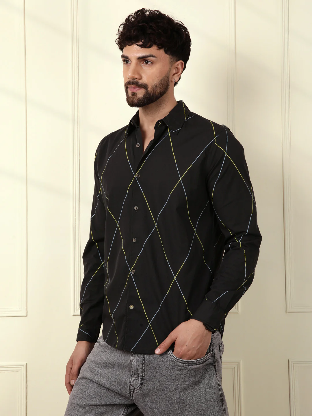 Diagonal Lines Black Shirt - Image 4