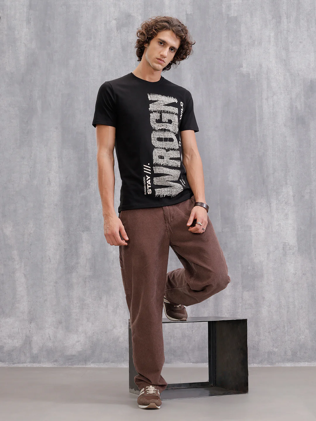 Distressed Yarn Look Brand Carrier Crew Neck In Slim Fit | Black - Image 2
