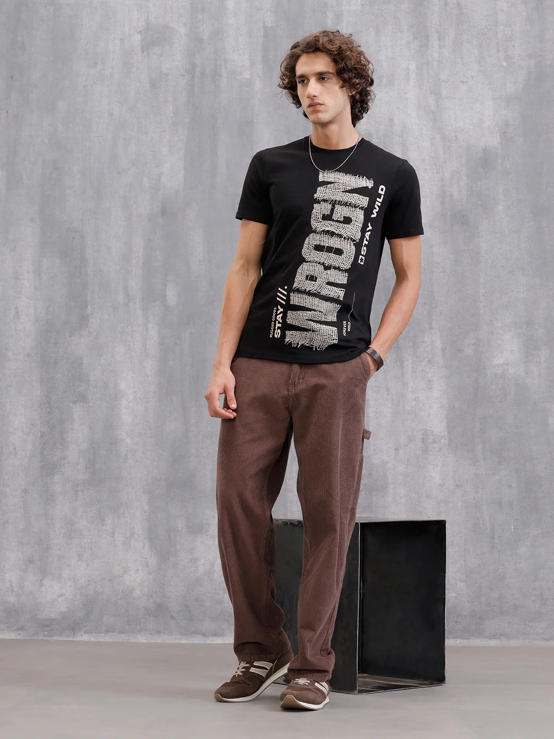 Distressed Yarn Look Brand Carrier Crew Neck In Slim Fit | Black - Image 5