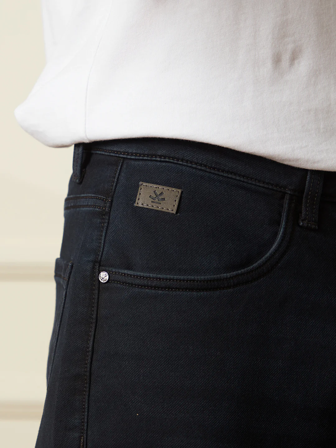 Solid Loose Fit Jeans | Black - Image 5