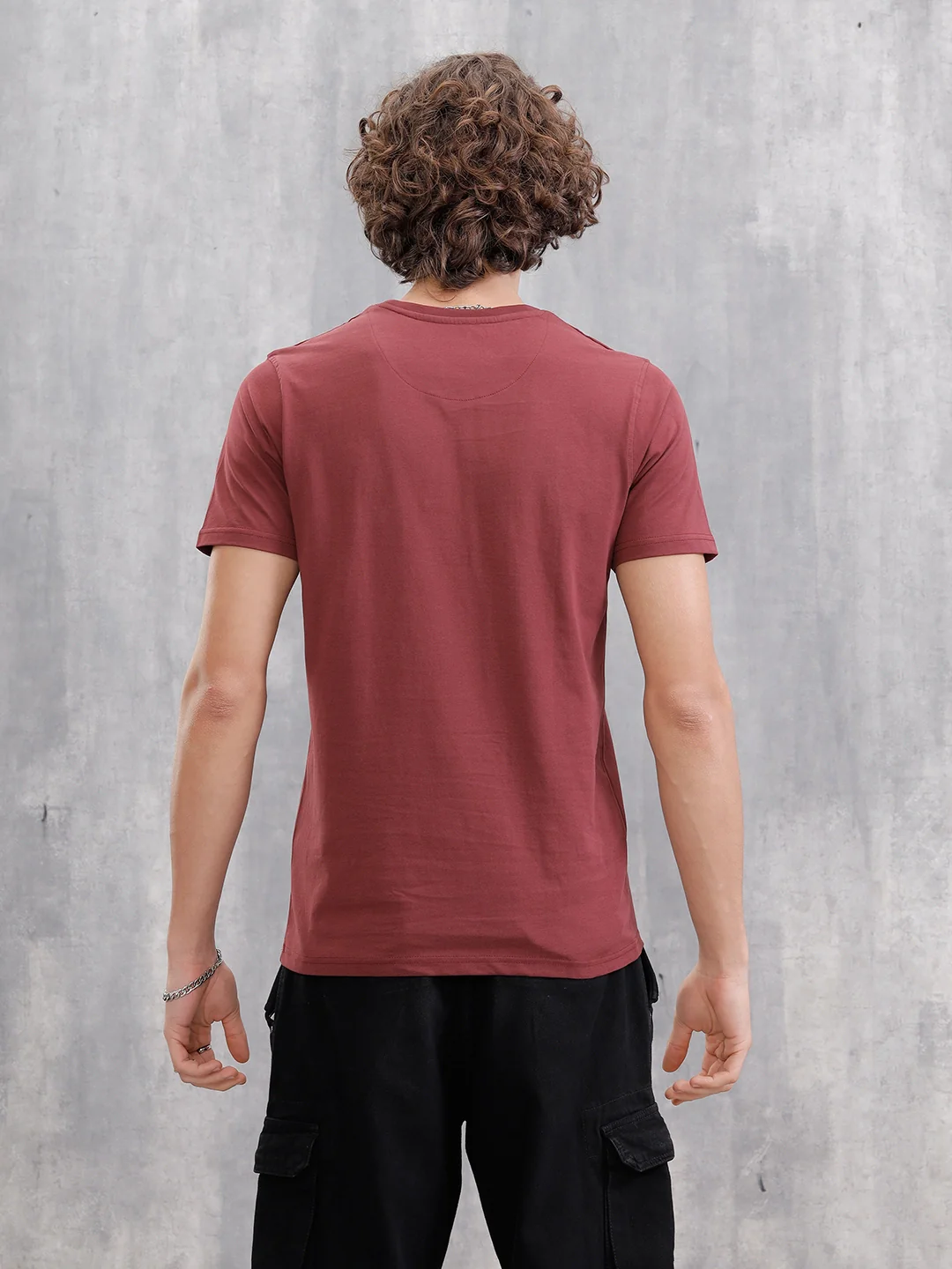 Dtm Embroidered Brand Logo Casual Crewneck T-shirt | Maroon - Image 3
