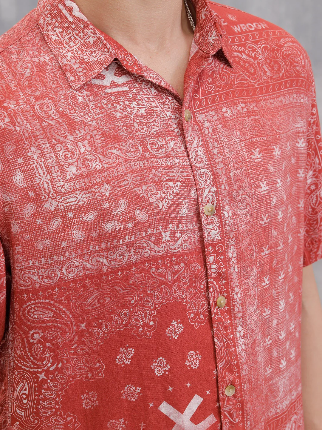 Fluid Viscose Shirt With Distressed Aop | Red - Image 4