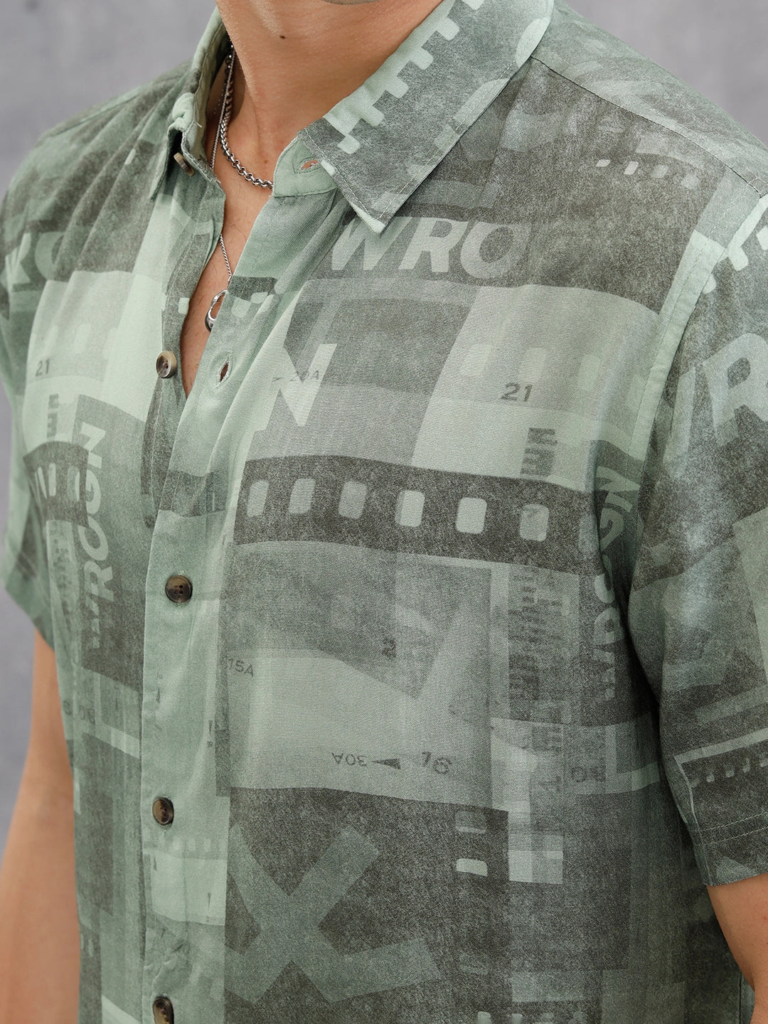 Fluid Viscose Shirt With Photo Reel Print  |  Green - Image 4