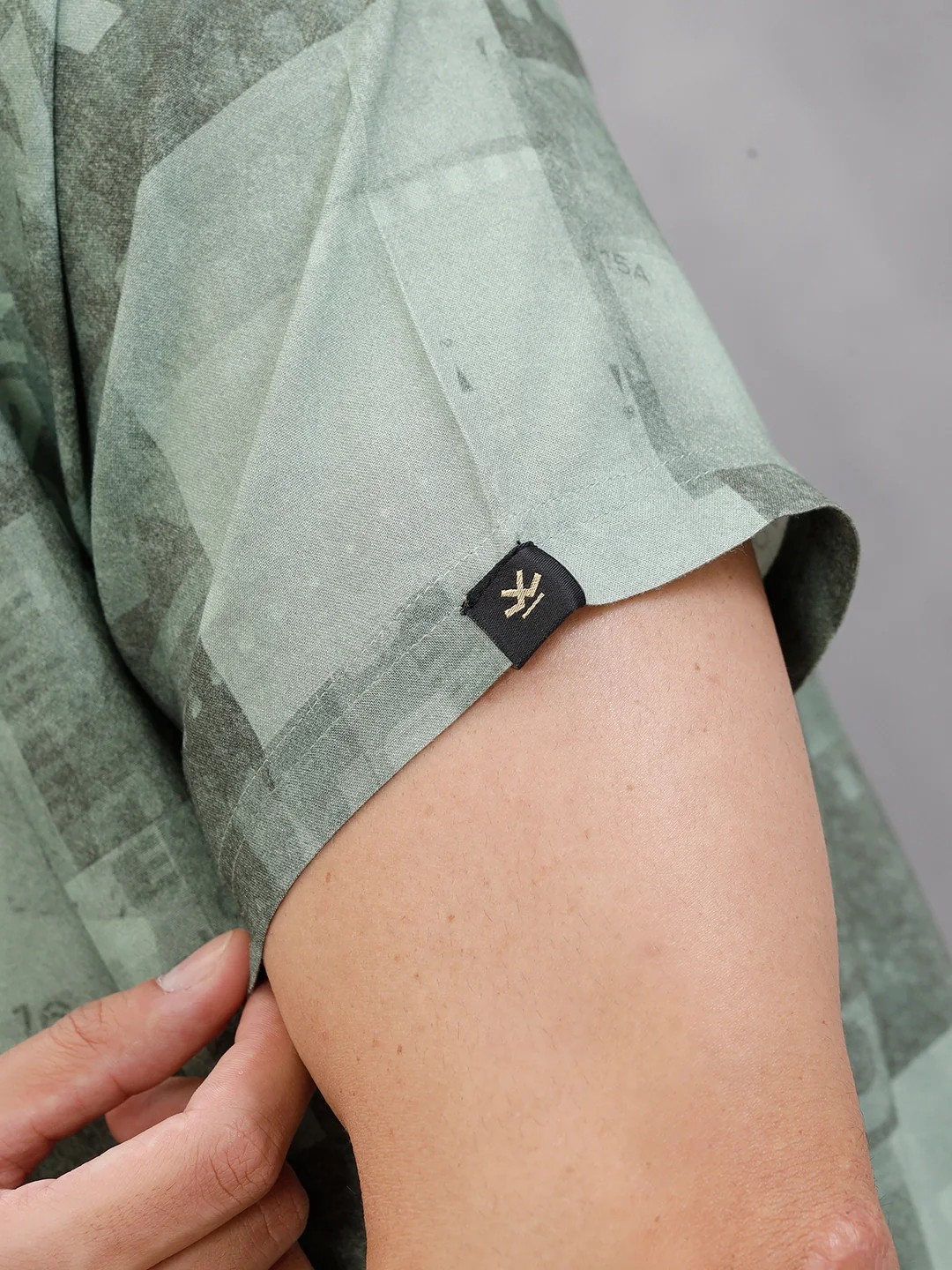 Fluid Viscose Shirt With Photo Reel Print  |  Green - Image 5