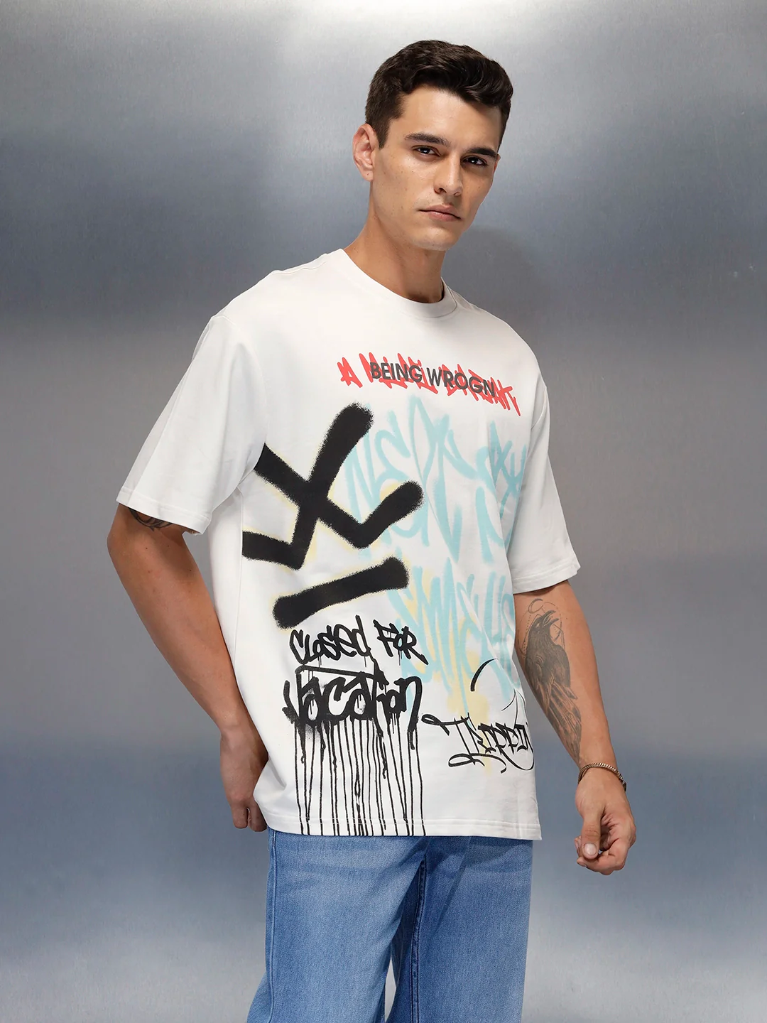 Grafitti inspired men's casual oversized fit t-shirt | White - Image 5