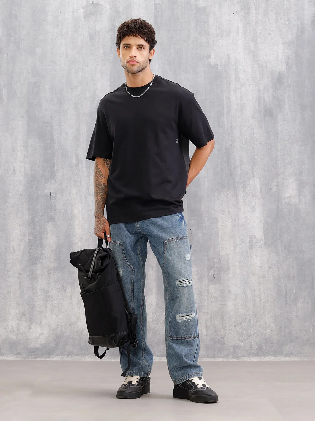 Graphic Printed Tshirt With Back Print | Black - Image 2
