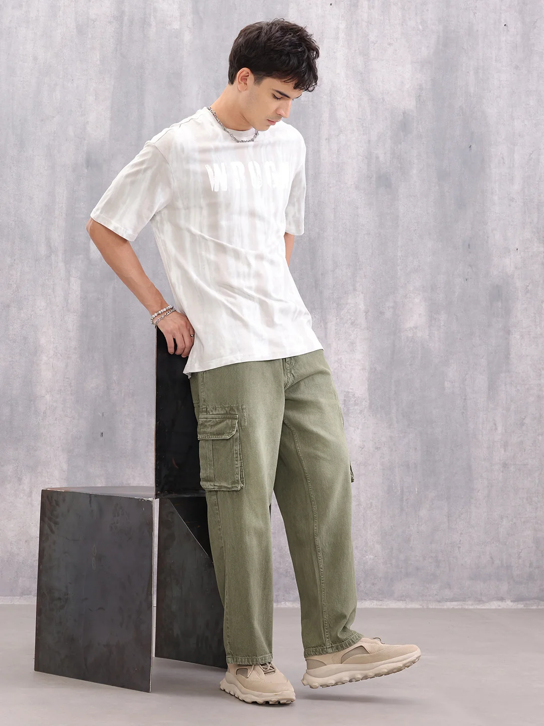 Grunge Washed Look Oversized Fit T-shirt With Graphic Print | Grey - Image 2