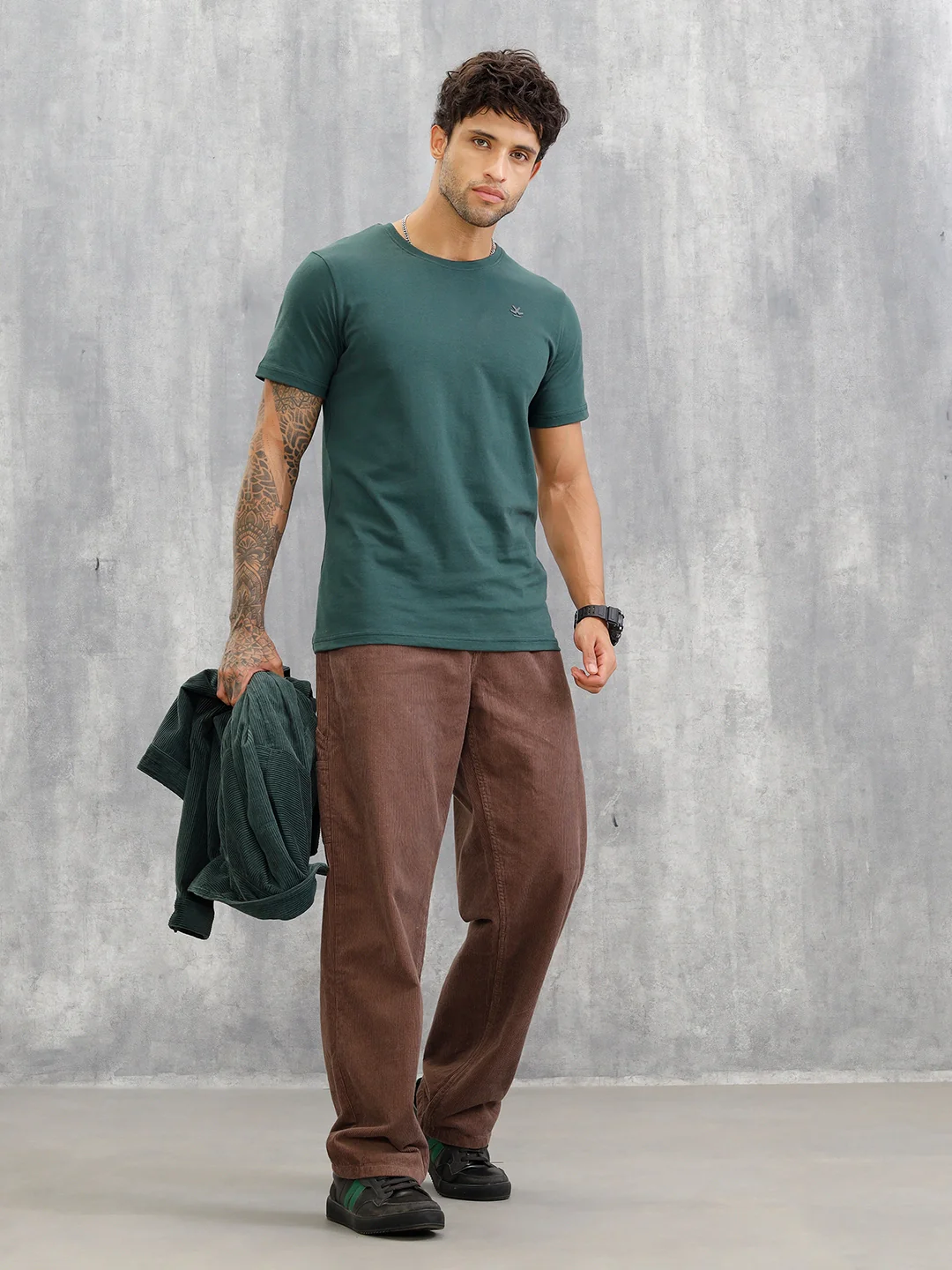 Hd Logo Printed Regular Fit T-shirt with Cut And Sew At Back | Dark Green - Image 2