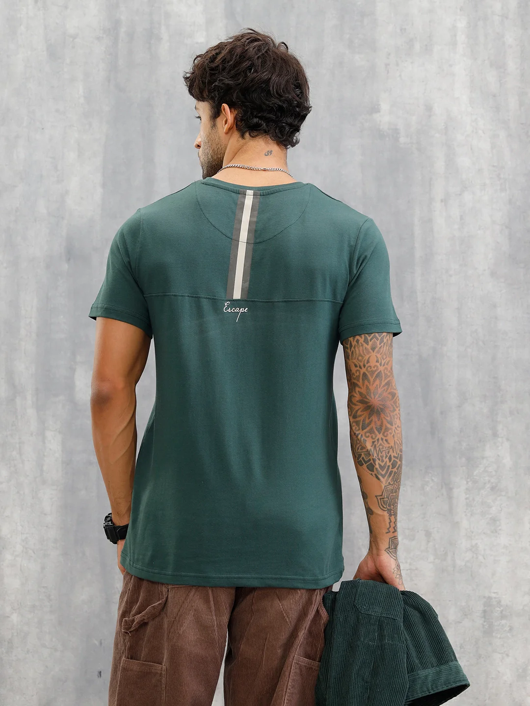 Hd Logo Printed Regular Fit T-shirt with Cut And Sew At Back | Dark Green - Image 3