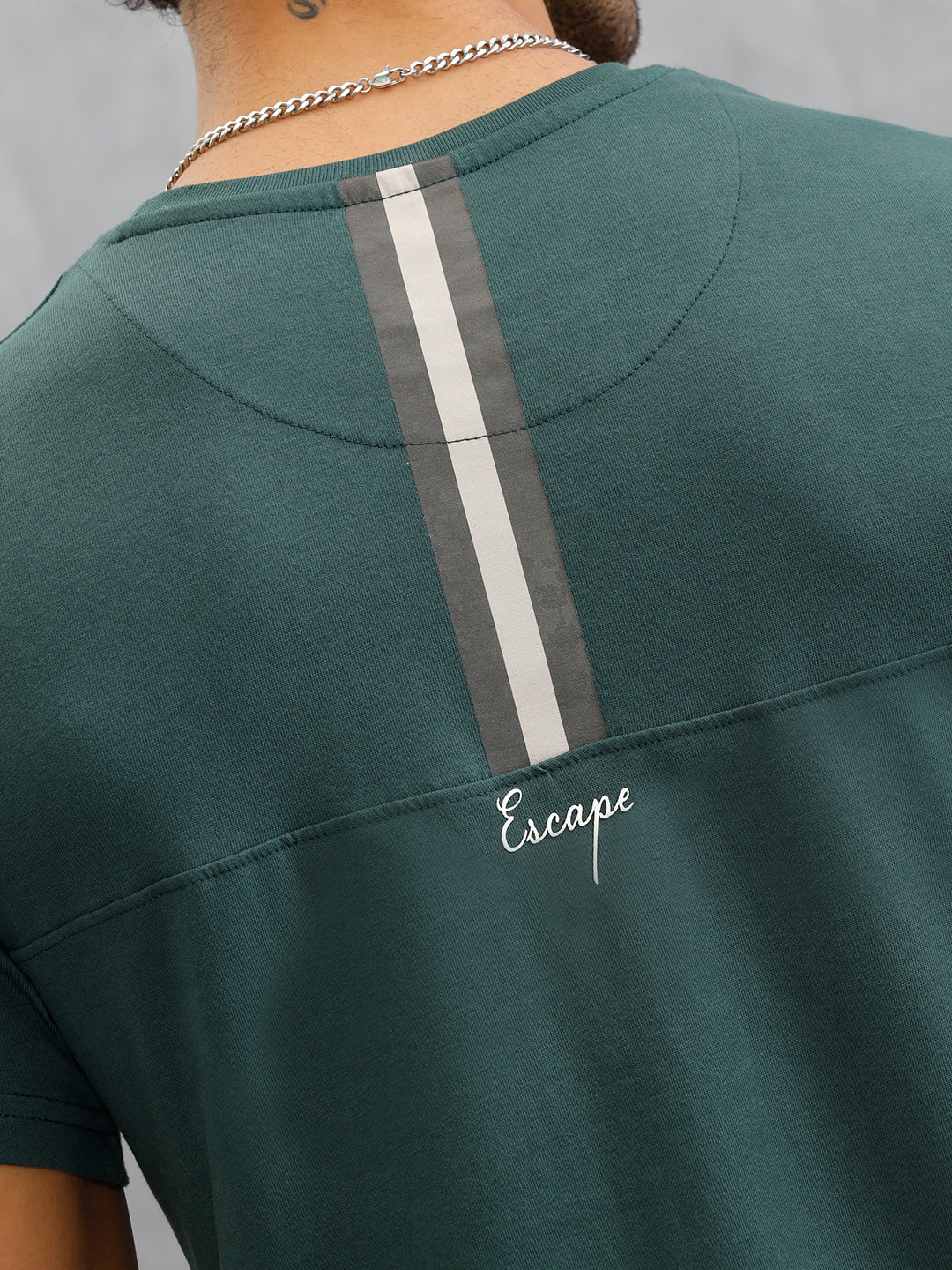 Hd Logo Printed Regular Fit T-shirt with Cut And Sew At Back | Dark Green - Image 5