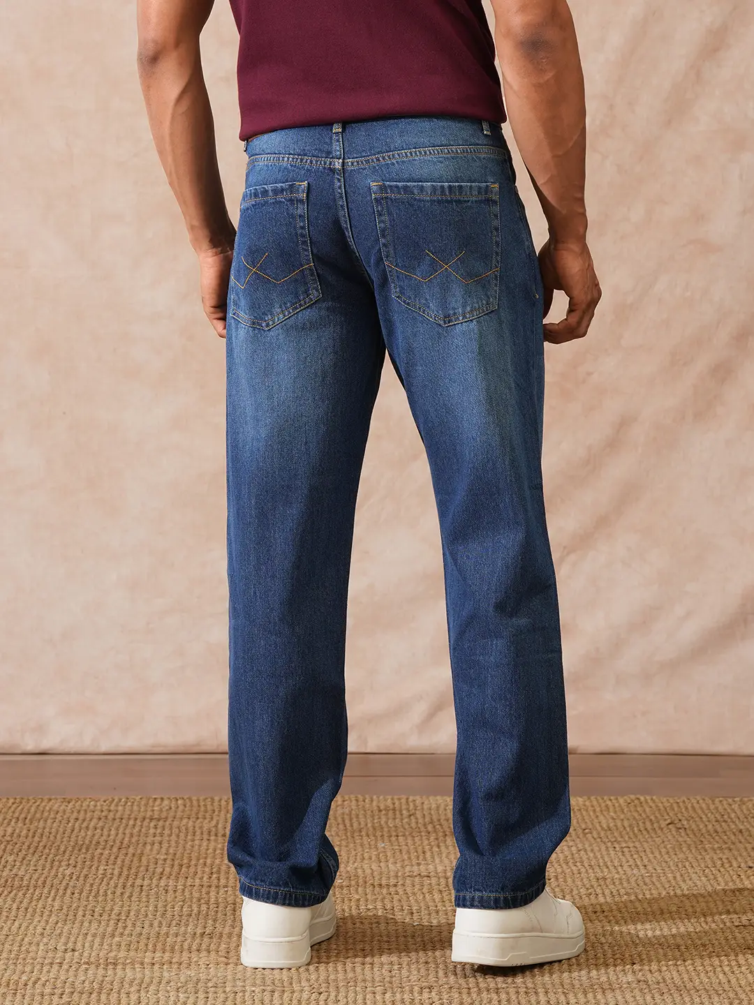 Light Fade Anti Fit Jeans | Blue - Image 3