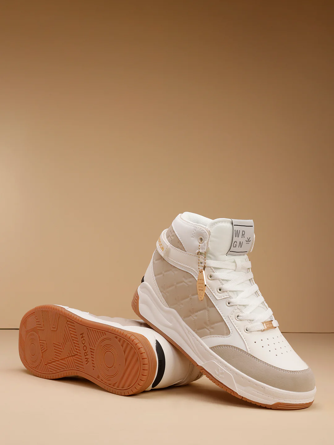 Sneakers | Manhattan Quietbay - Image 4