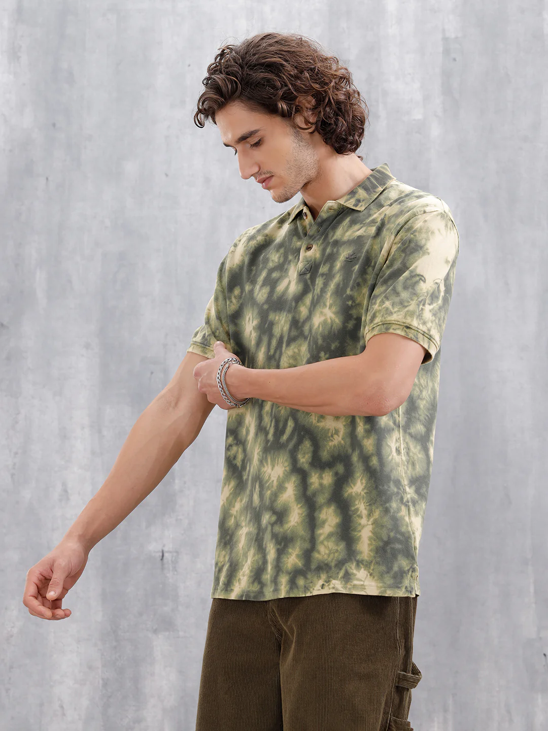 Marble Tie & Dye Comfort Fit T-Shirt | Olive - Image 6
