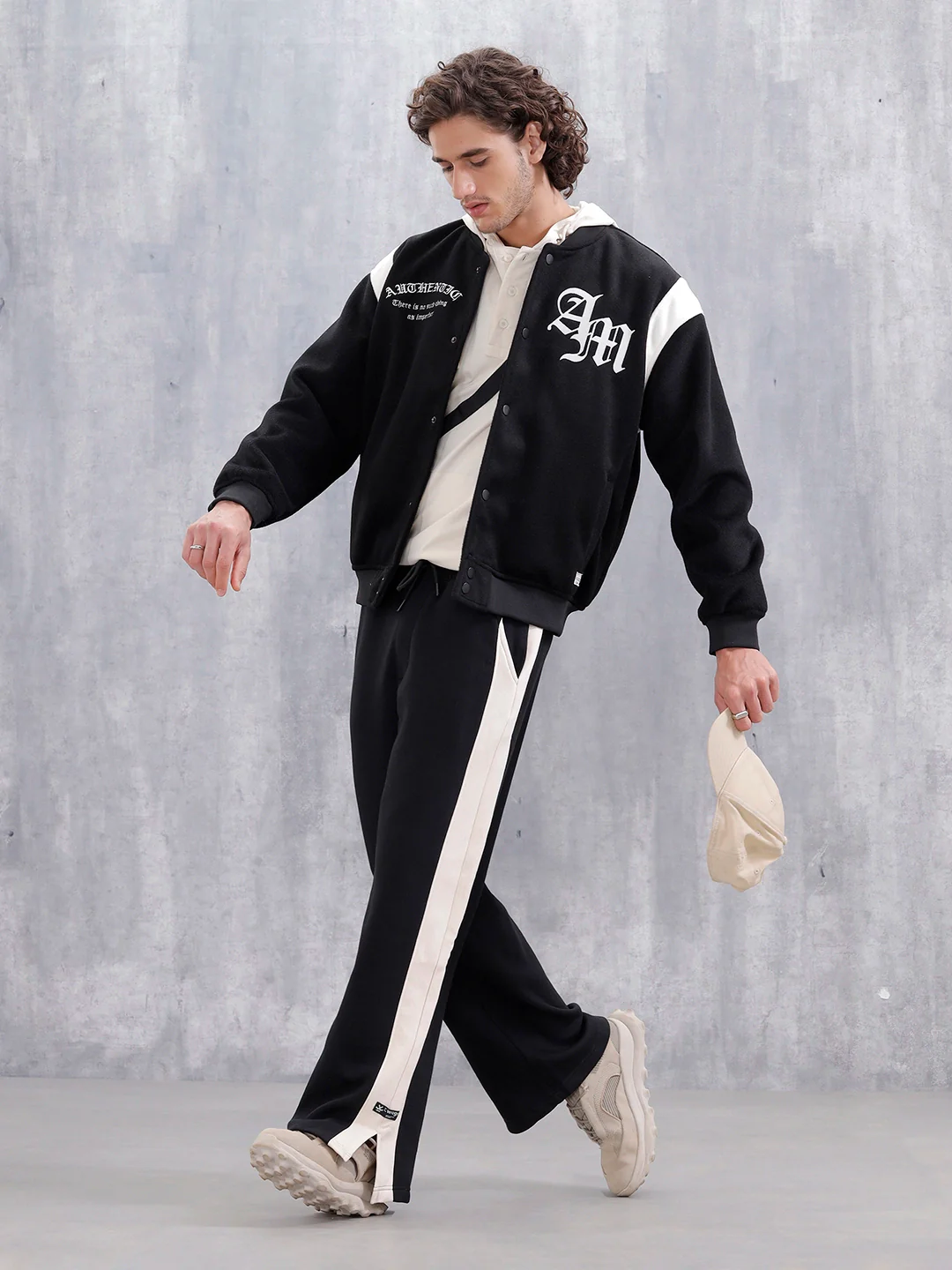 Men Oversized Fit Trackpants | Black - Image 2