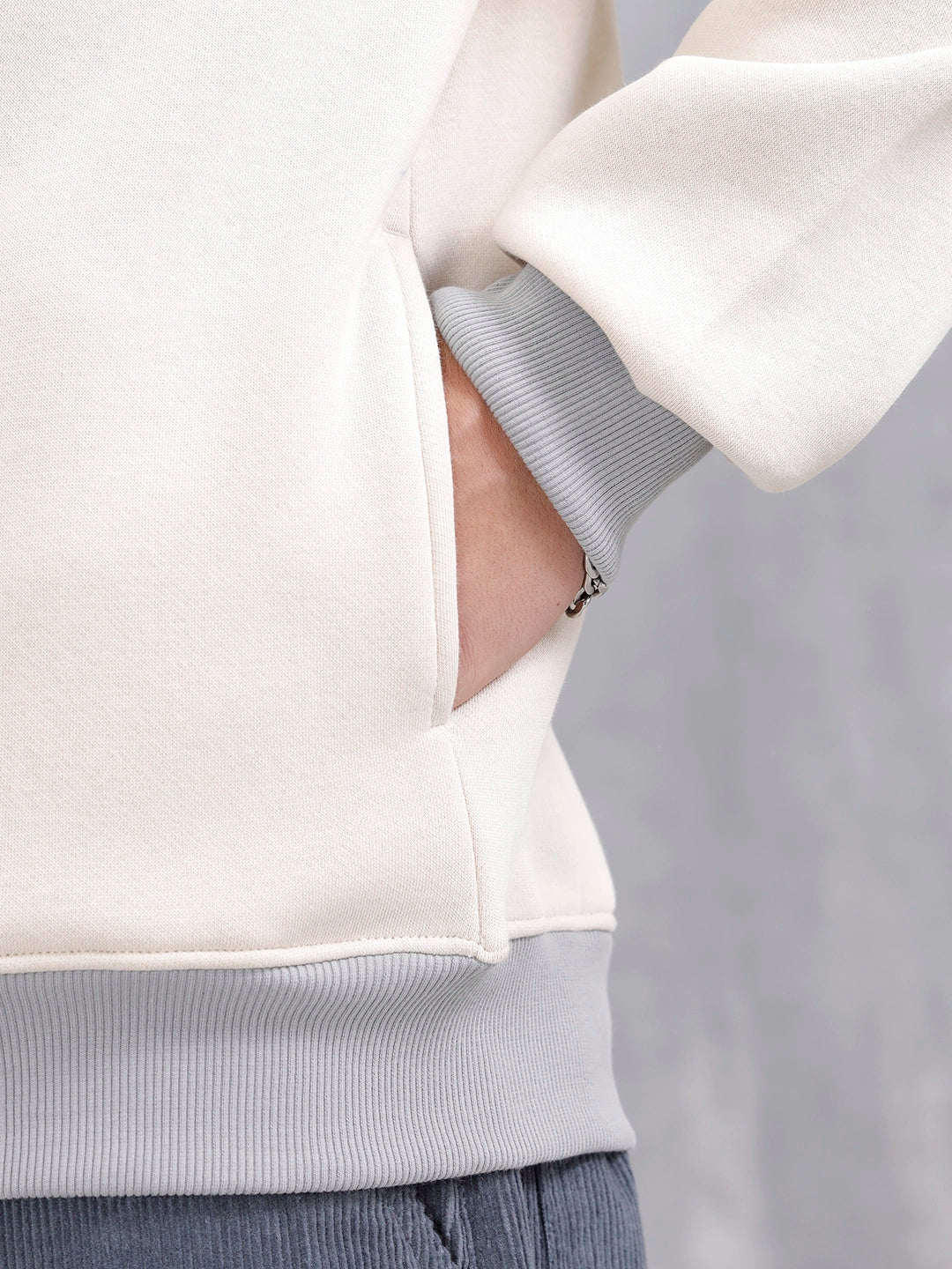 Men's Casual Zip-Up Jacket With Contrast Trim | Tapioca - Image 13