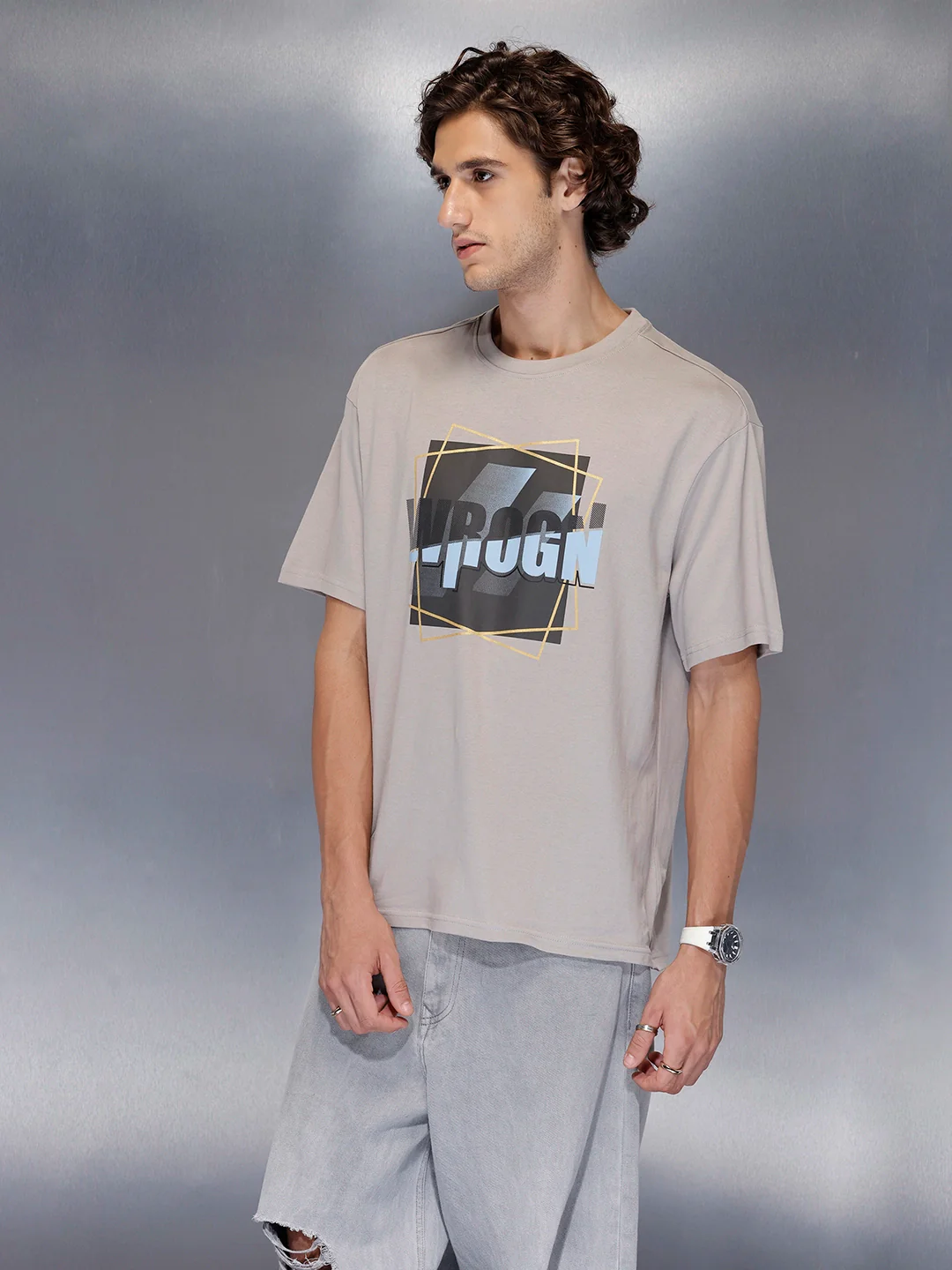 Men’s Grey oversized graphic T-shirt | Grey - Image 4