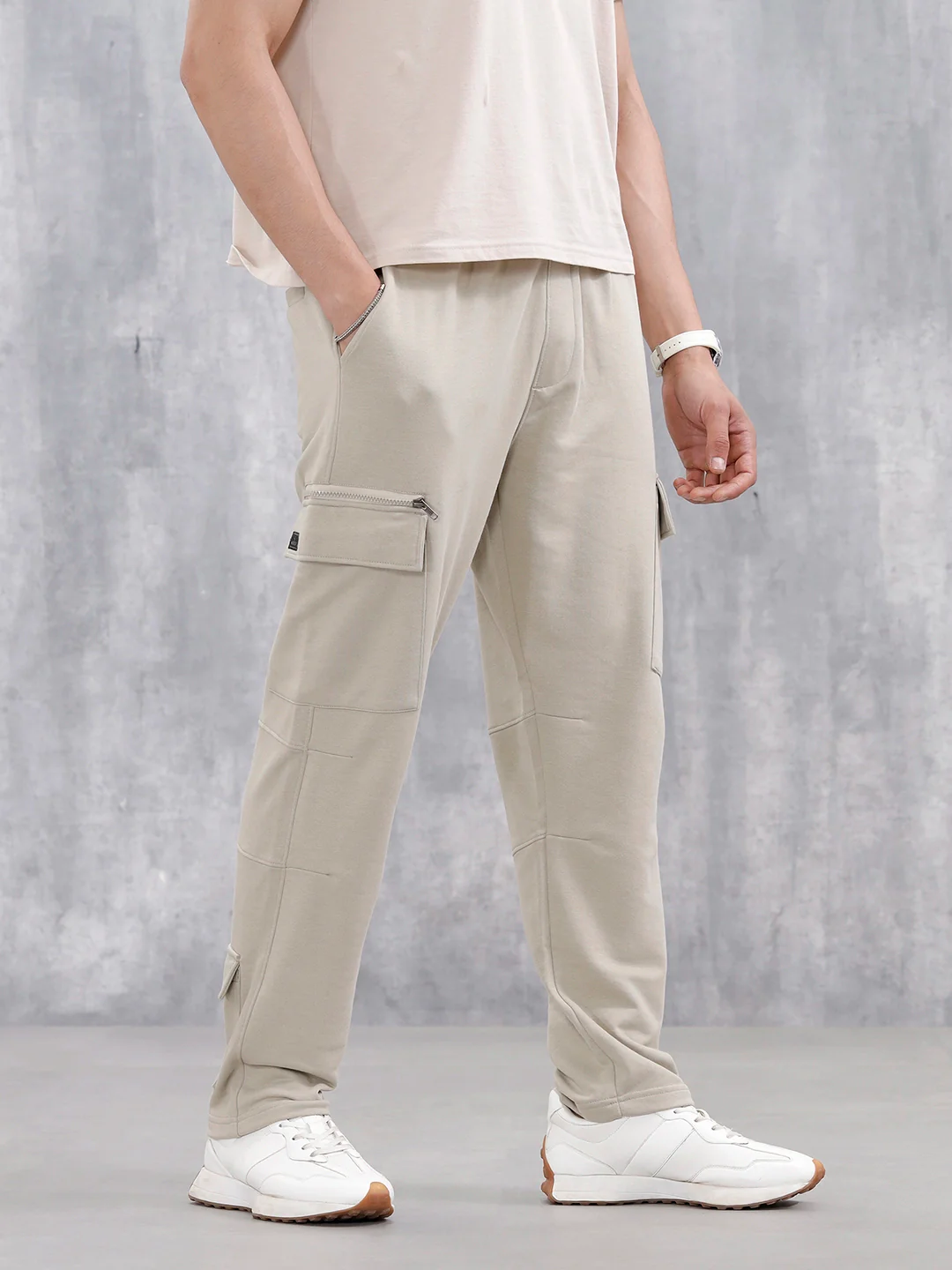 Men’s Relaxed Fit Knit Jogger With Utility Pockets | Grey - Image 4