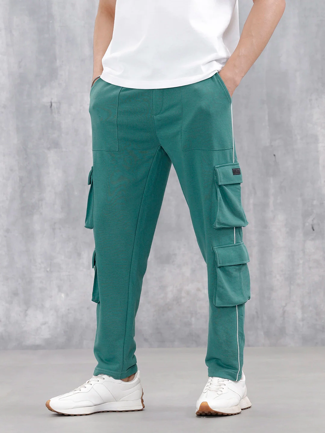 Men’s Relaxed Fit Knit Jogger With Utility Pockets | Teal - Image 4