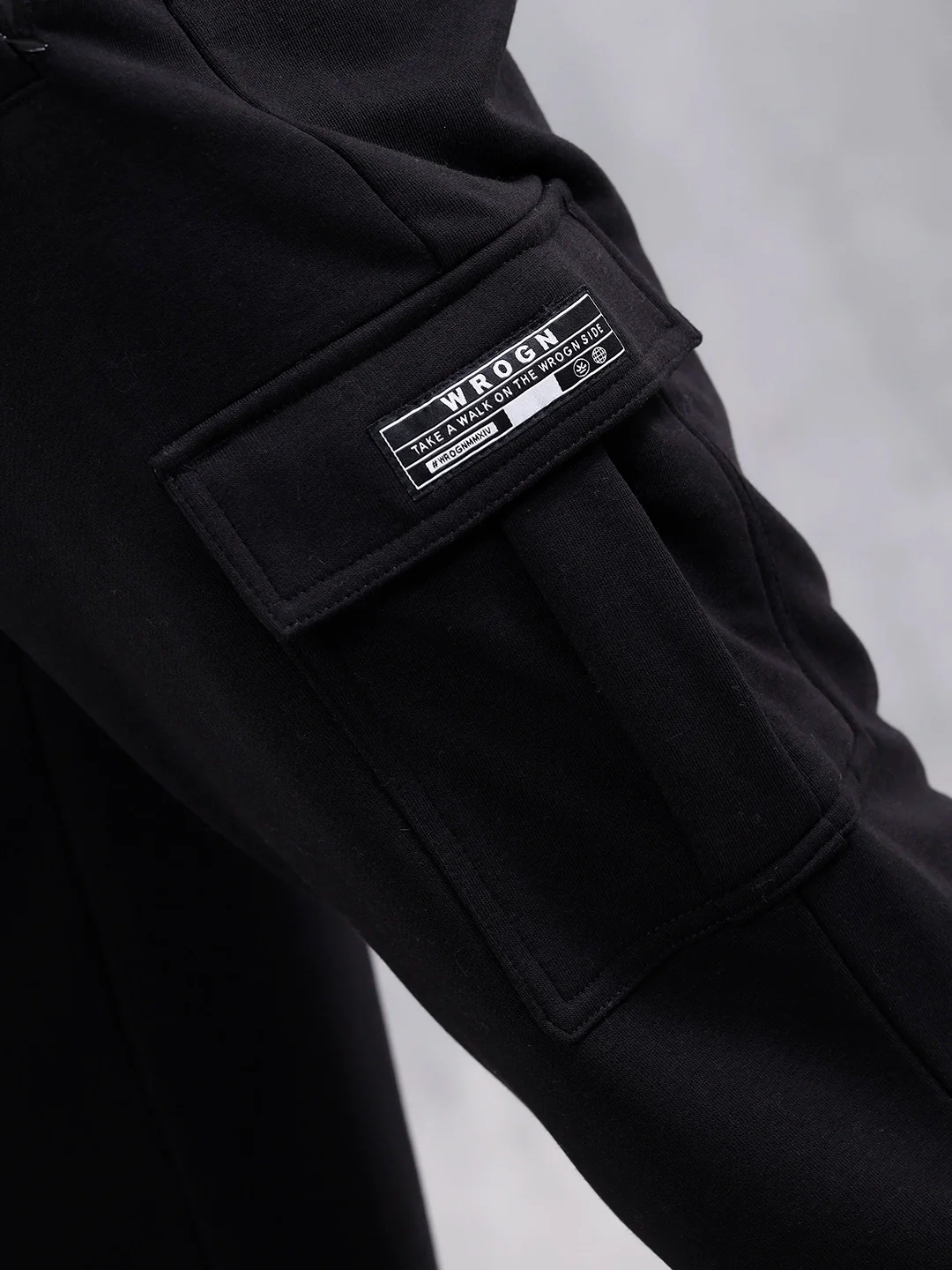 Men’s Straight Fit Knit Jogger With Pockets |Black - Image 5