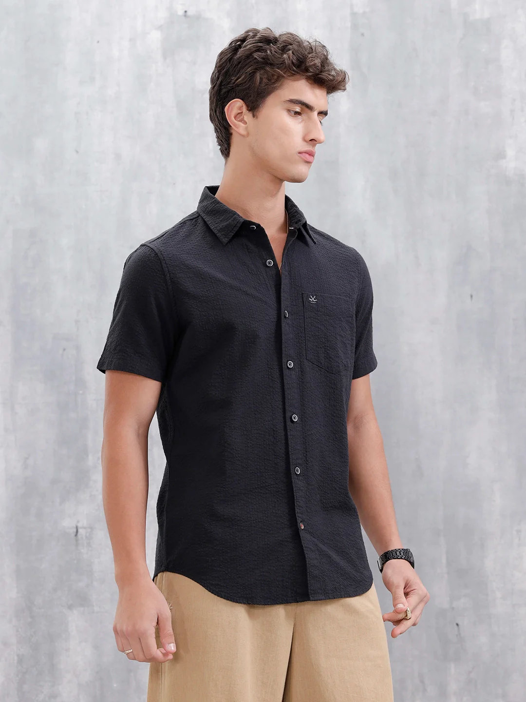 Men's Textured Casual Slim Fit Shirt | Black - Image 4