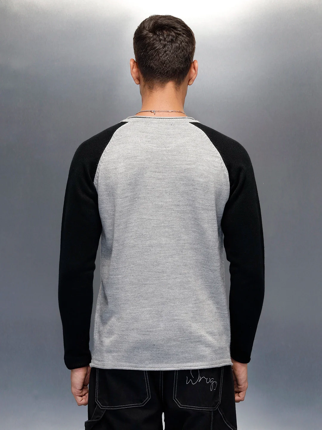 Men’s Textured Colorblock Pullover  | Grey - Image 3