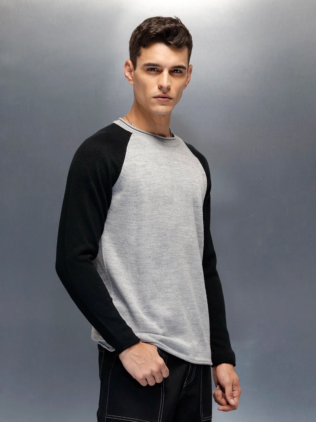Men’s Textured Colorblock Pullover  | Grey - Image 4