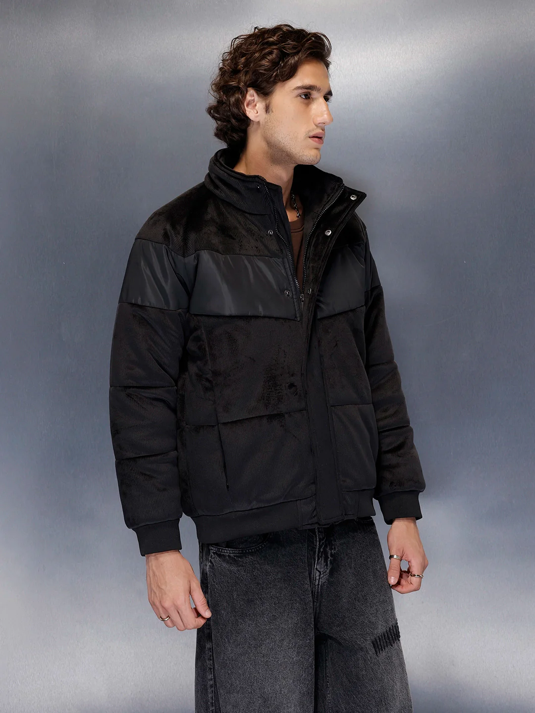 Men’s textured corduroy puffer with contrast panels | Black - Image 3
