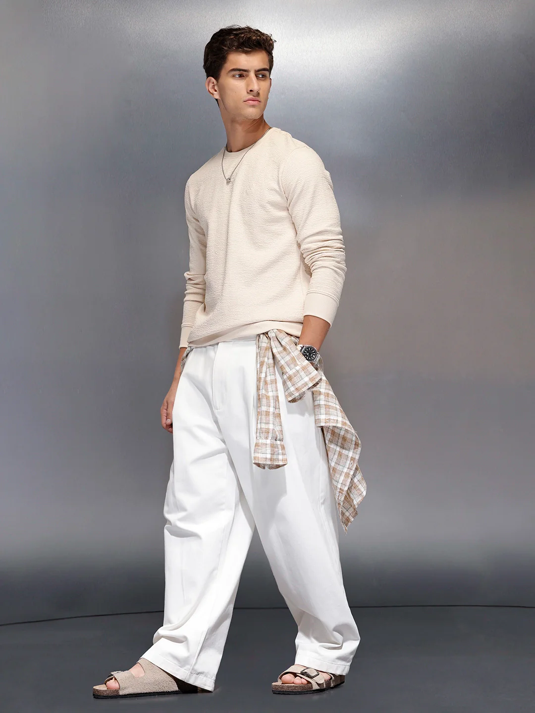 Men’s textured crew neck tshirt | Beige - Image 2