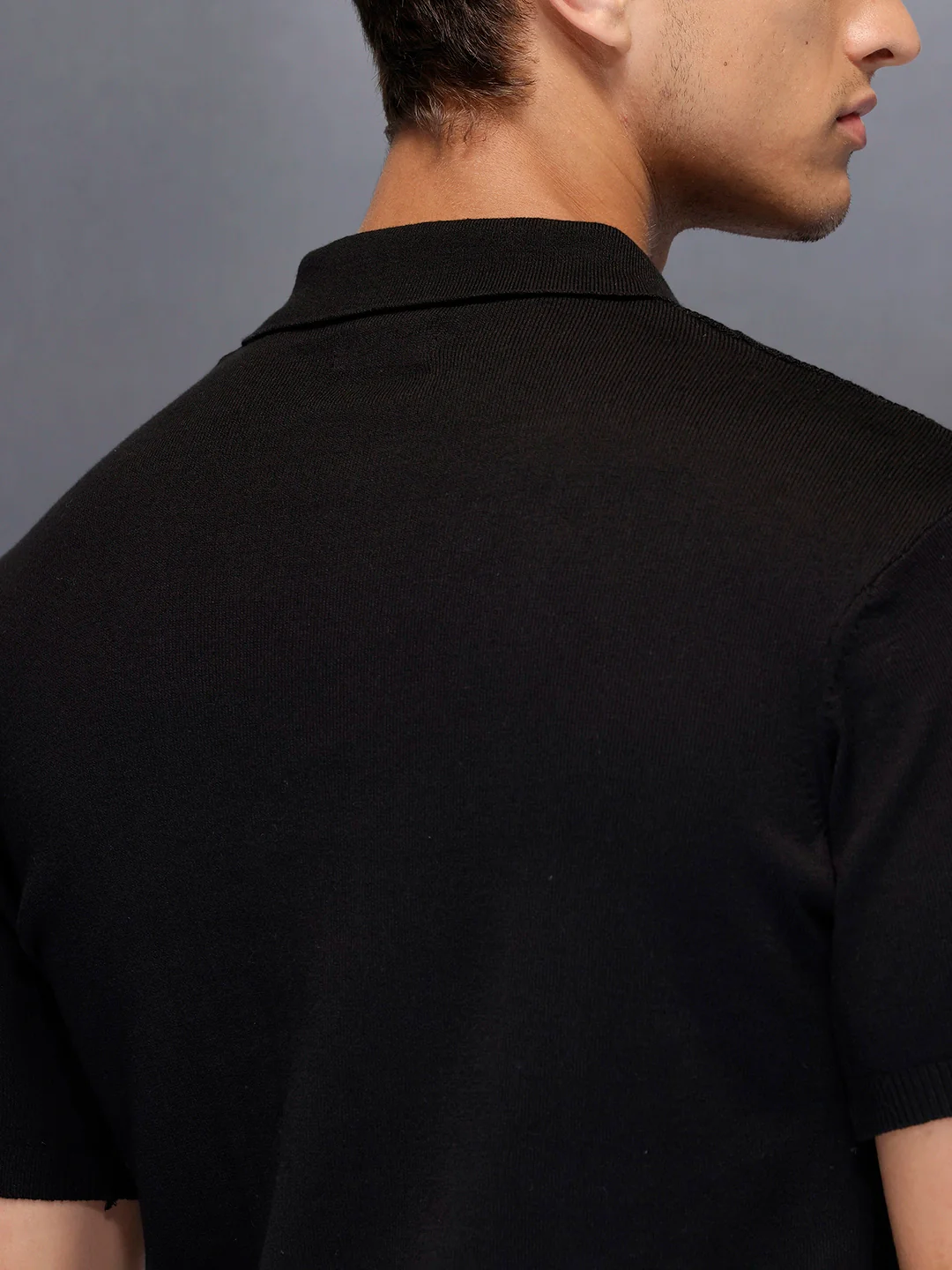 Men’s textured zip polo tshirt | Black - Image 5